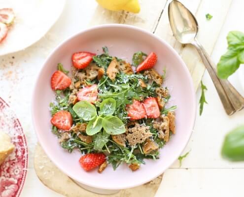 panzanella salade met aardbei citroen en parmezaan online diëtist