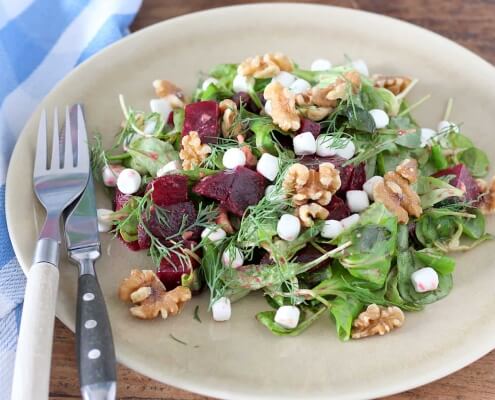 Salade met geitenkaas biet en avocado online diëtist